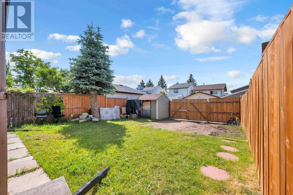 Single Family House Bi-level for Sale in  Taraglen Road NE Taradale Calgary 
