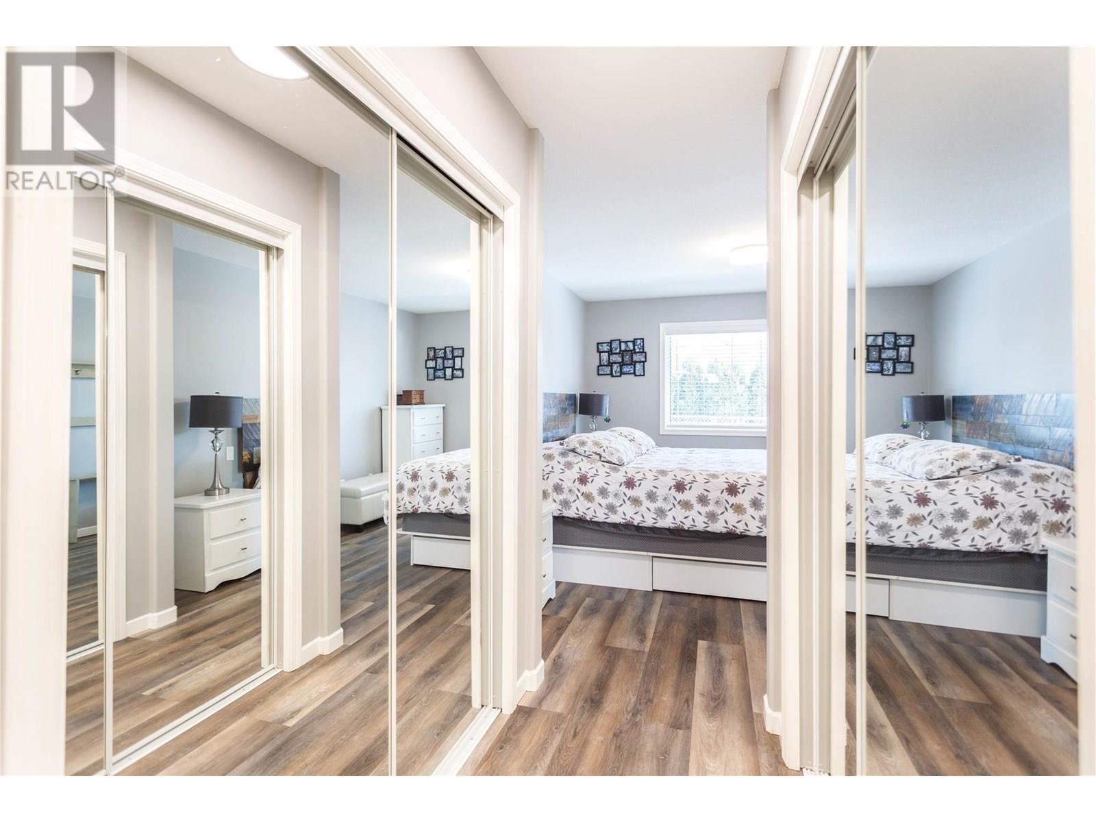 #4 2675 PINE AVENUE - Image 19