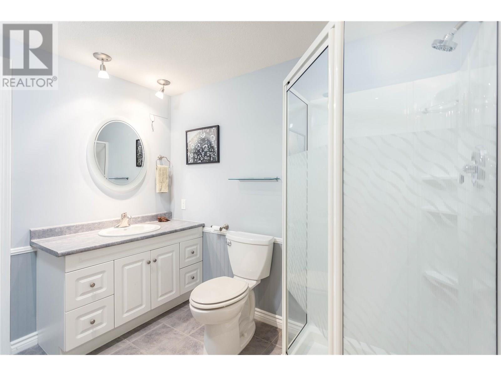 #4 2675 PINE AVENUE - Image 27
