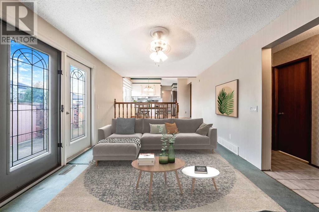 Single Family House for Sale in  Whiteridge Place NE Whitehorn Calgary 