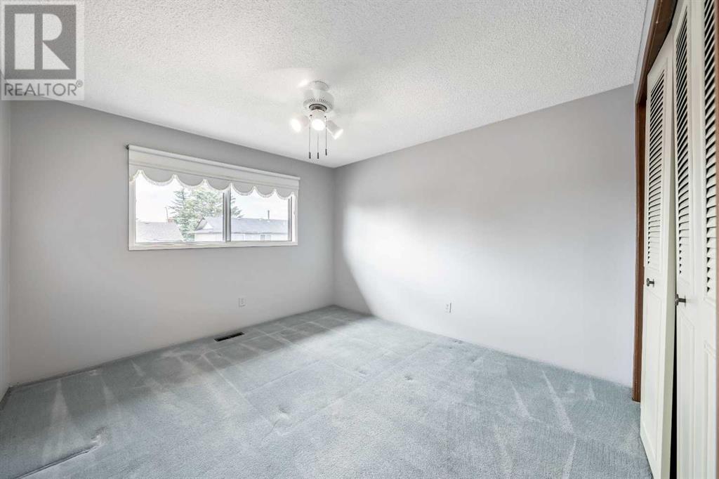 Single Family House for Sale in  Whiteridge Place NE Whitehorn Calgary 