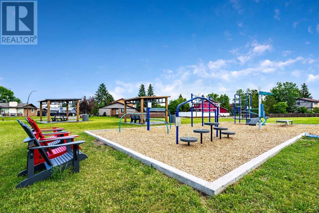 Single Family House for Sale in  Whiteridge Place NE Whitehorn Calgary 