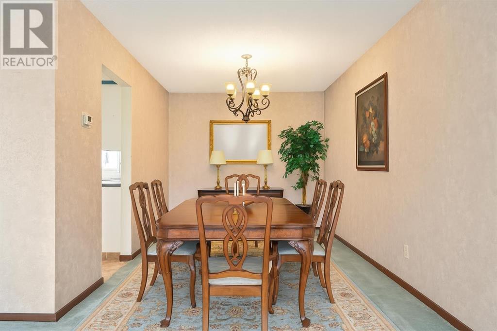 Single Family House for Sale in  Whiteridge Place NE Whitehorn Calgary 