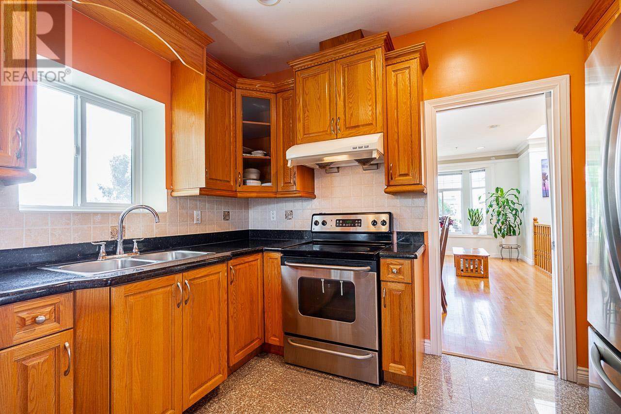 Photo 10 of 4694 Mchardy Street, Vancouver BC