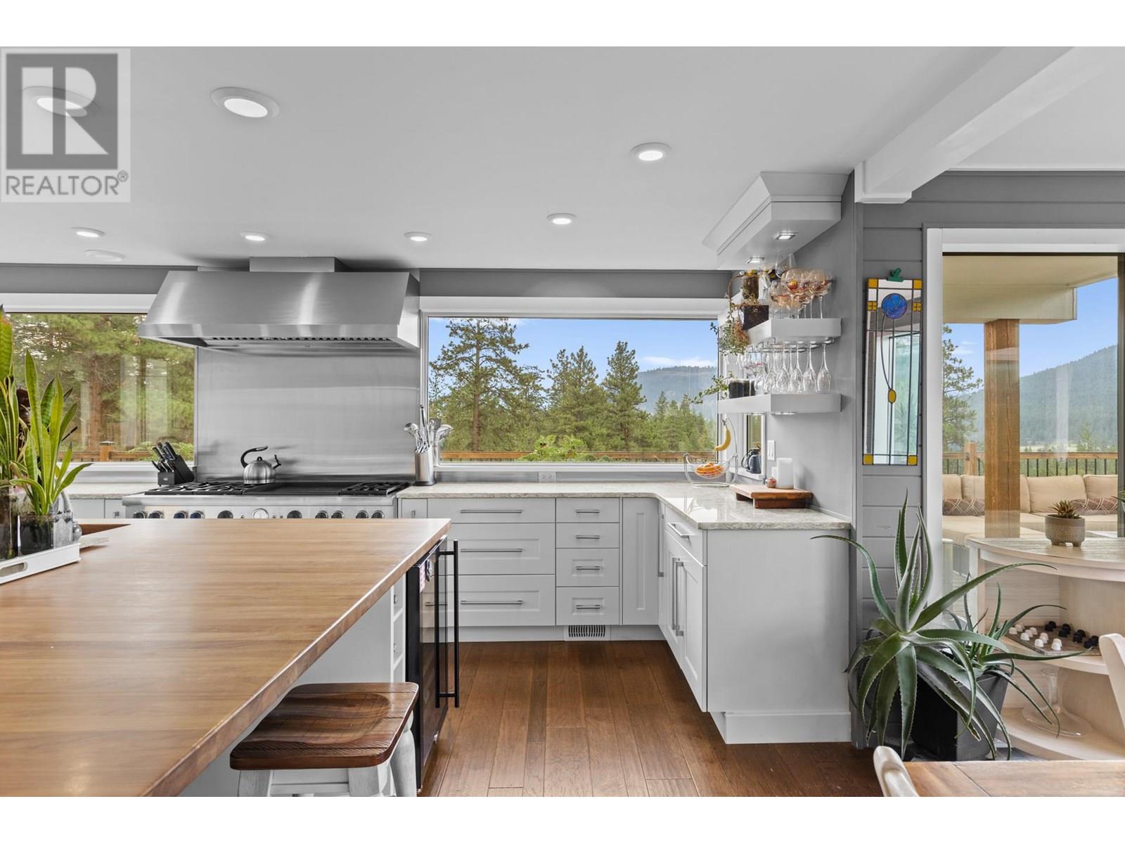 20201 HIGHWAY 40, Summerland