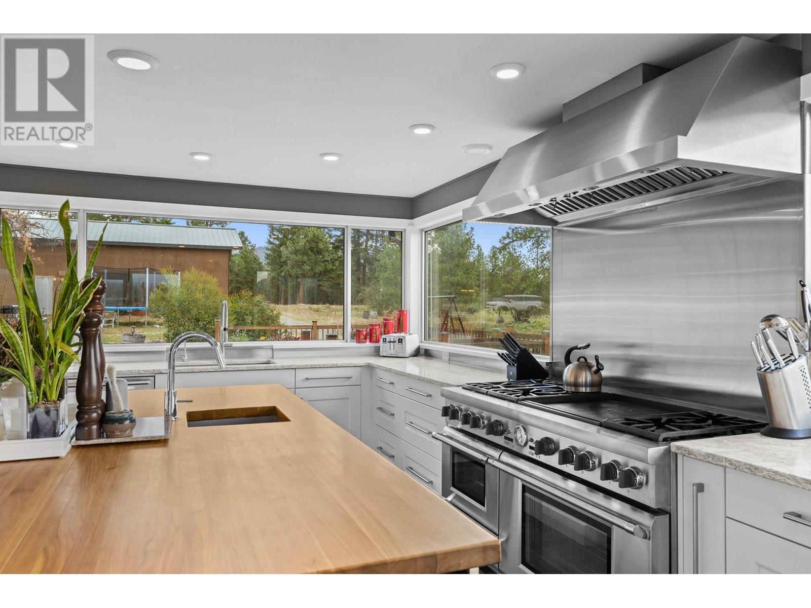 20201 HIGHWAY 40, Summerland