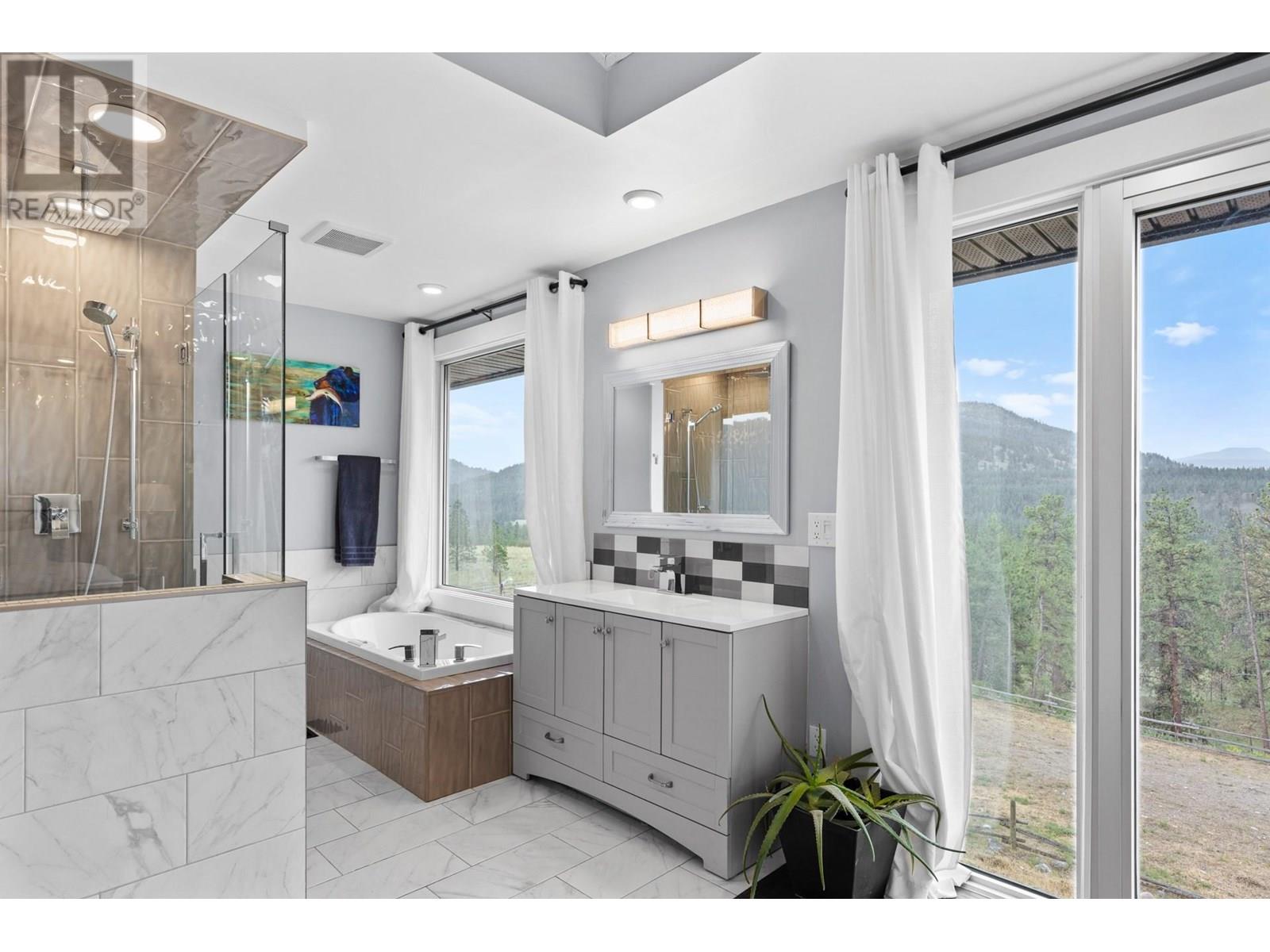 20201 HIGHWAY 40, Summerland