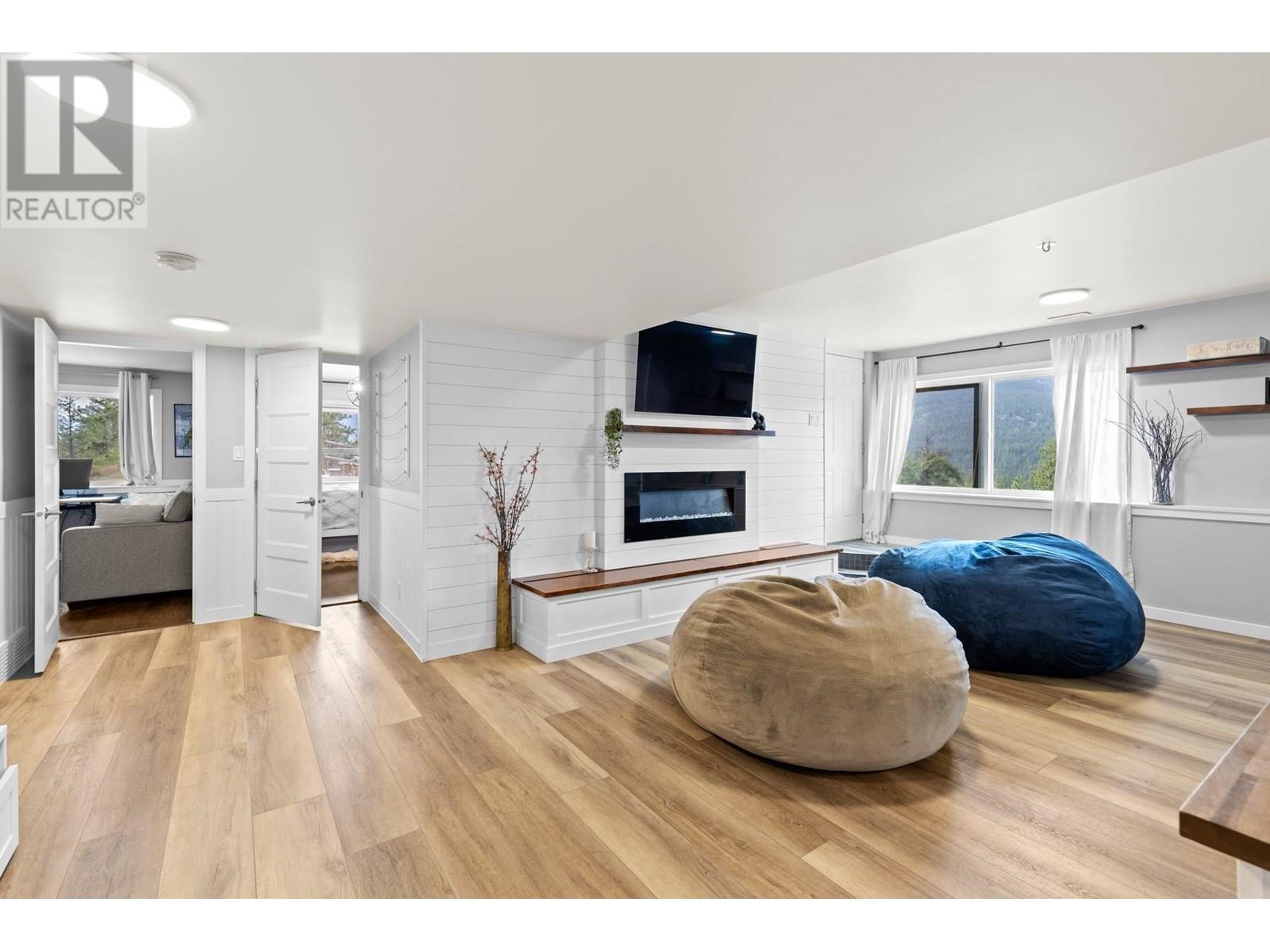 20201 HIGHWAY 40, Summerland