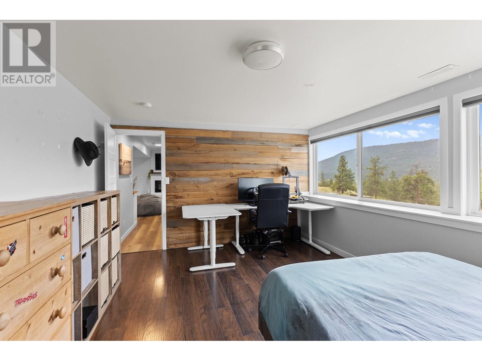 20201 HIGHWAY 40, Summerland