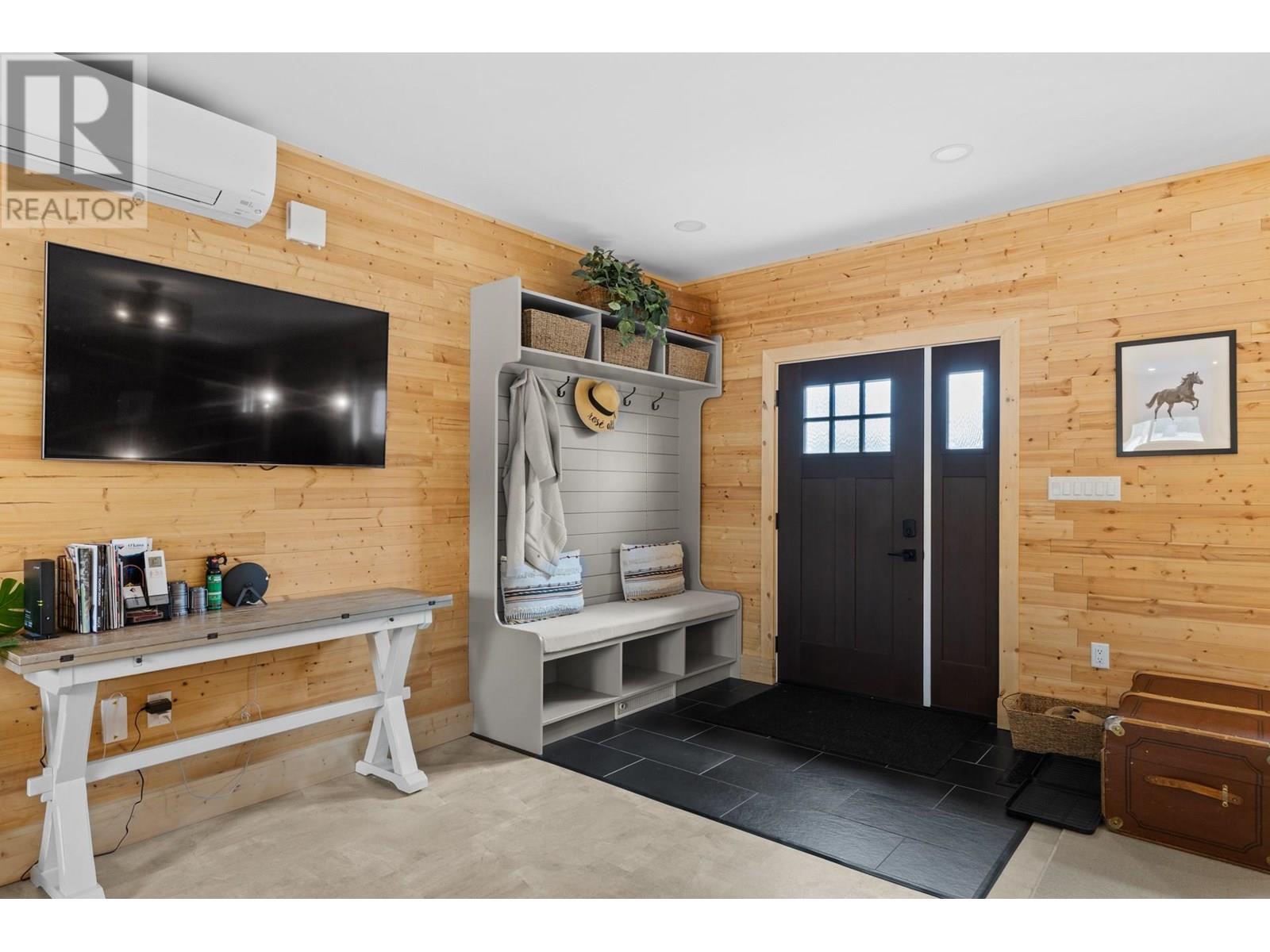 20201 HIGHWAY 40, Summerland