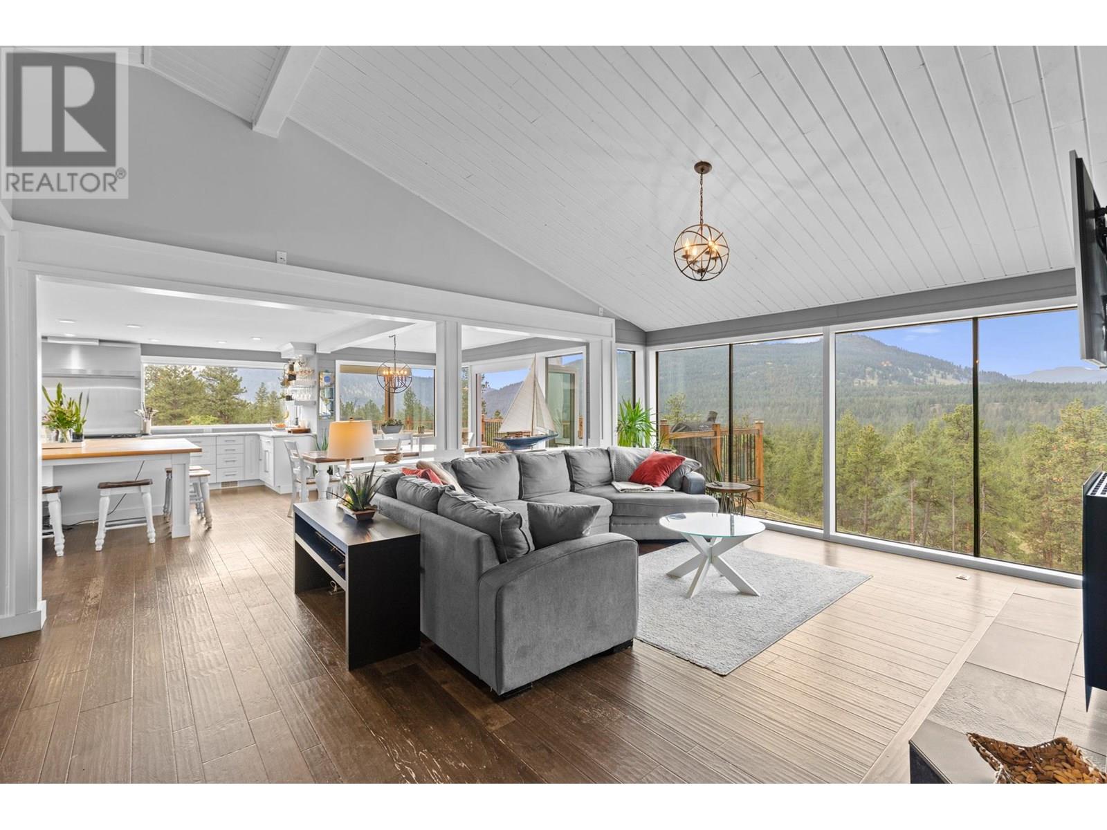 20201 HIGHWAY 40, Summerland