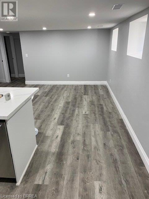 Photo 16 of 161 Dundas Street, Brantford ON