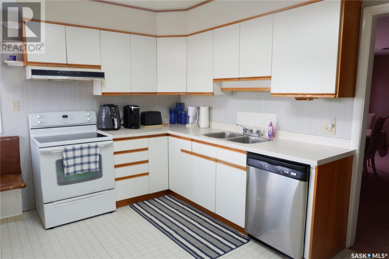 48 2nd AVENUE E - Photo 3 of 31, Lafleche, Saskatchewan