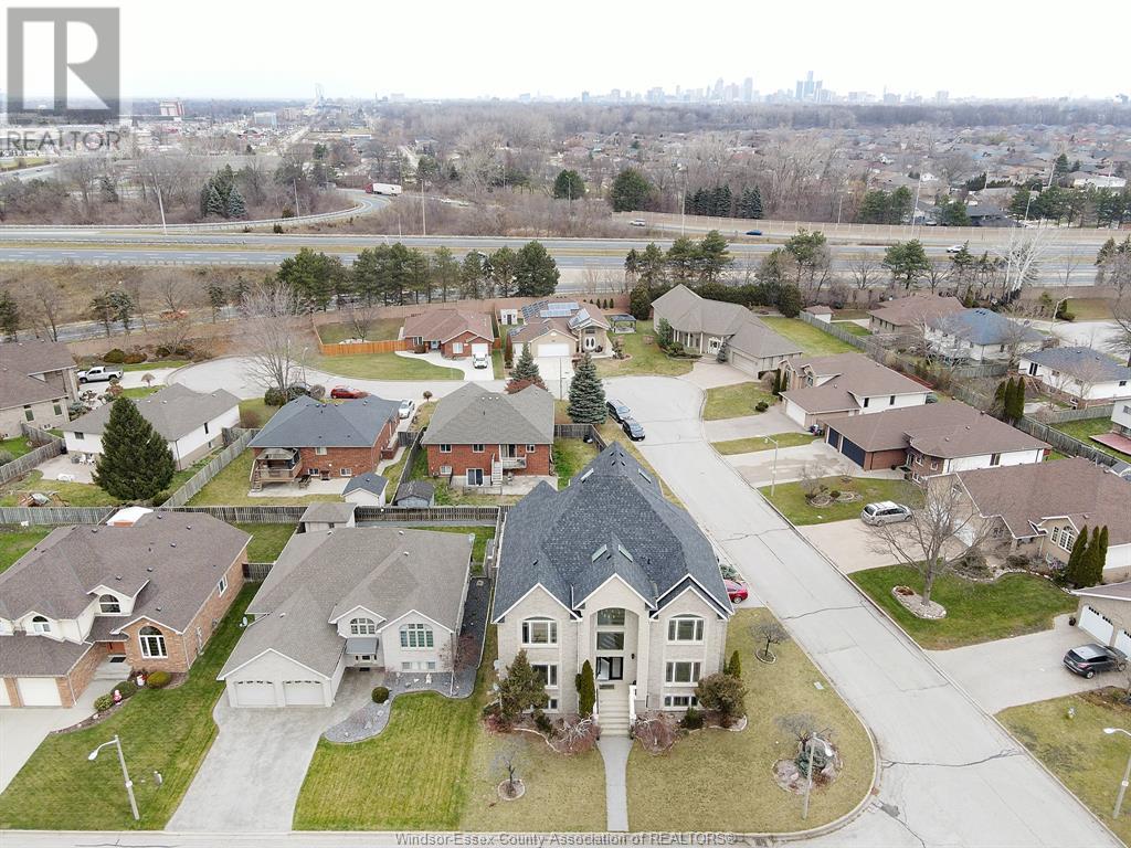 Photo 50 of 2600 Chick Court, Windsor ON