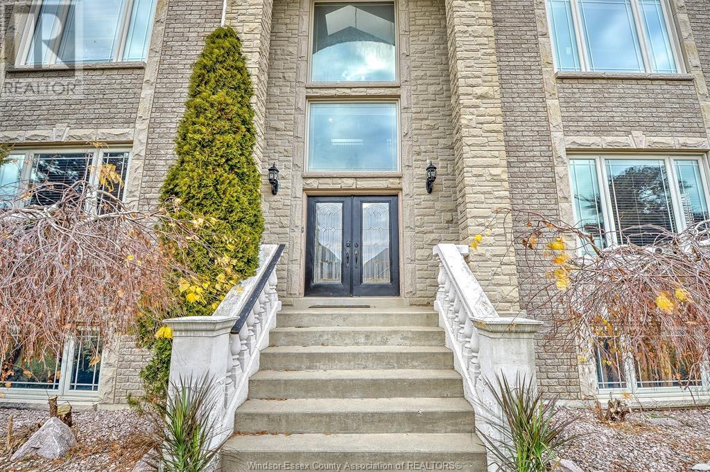 Photo 8 of 2600 Chick Court, Windsor ON