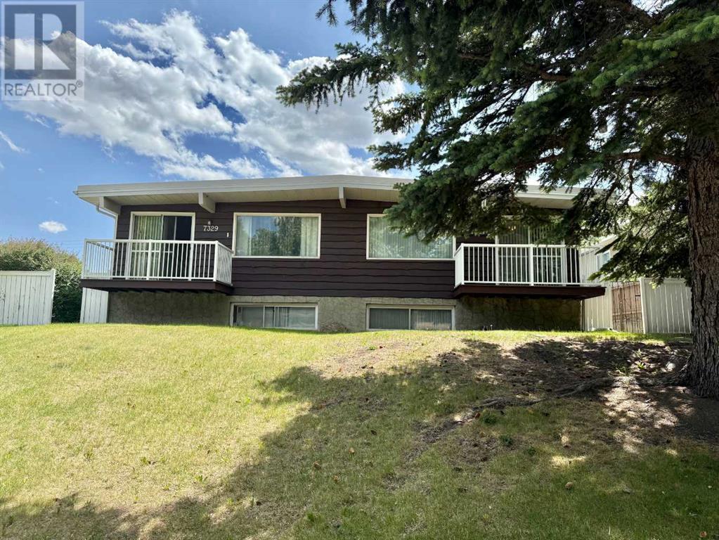 Multi-family House Bi-level for Sale in  &  Huntertown Crescent NW Huntington Hills Calgary 