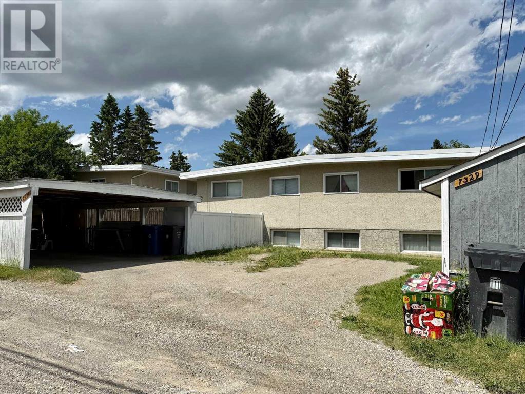 Multi-family House Bi-level for Sale in  &  Huntertown Crescent NW Huntington Hills Calgary 