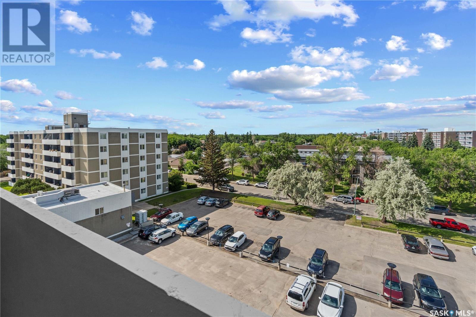 Single Family House High rise for Sale in   Gordon ROAD Regina 