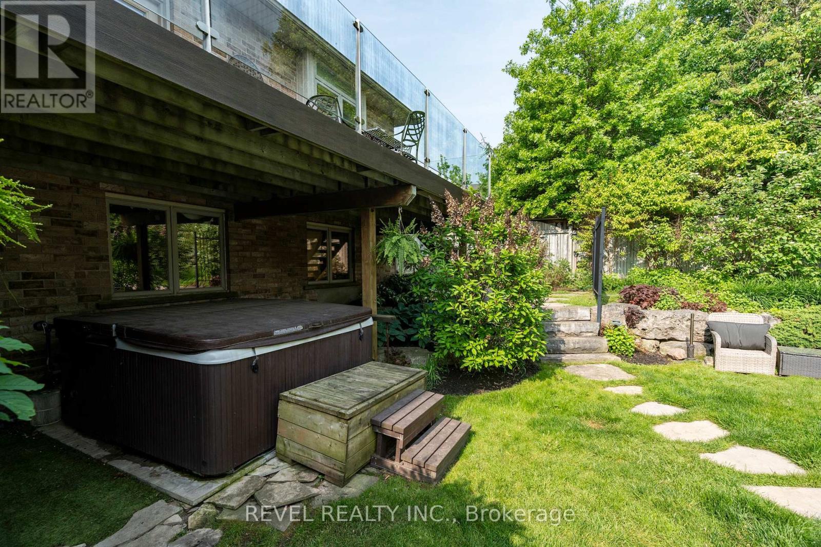 Photo 39 of 333 Milla Court, Waterloo ON