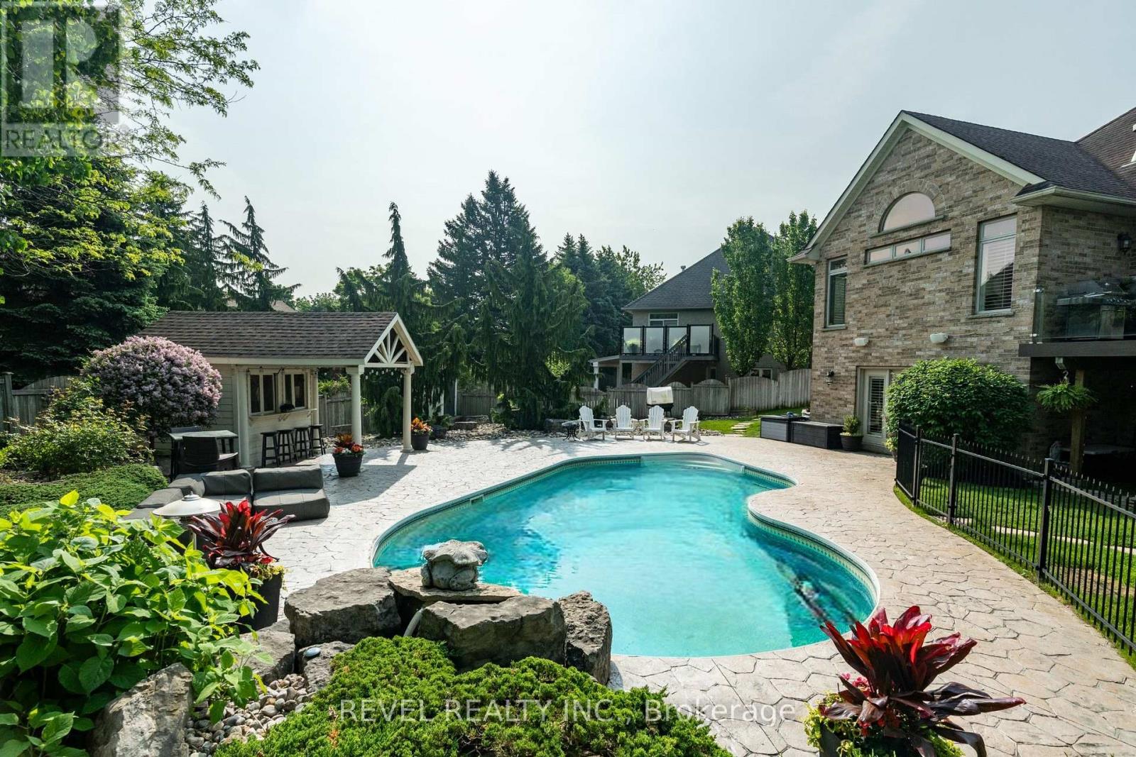 Photo 42 of 333 Milla Court, Waterloo ON