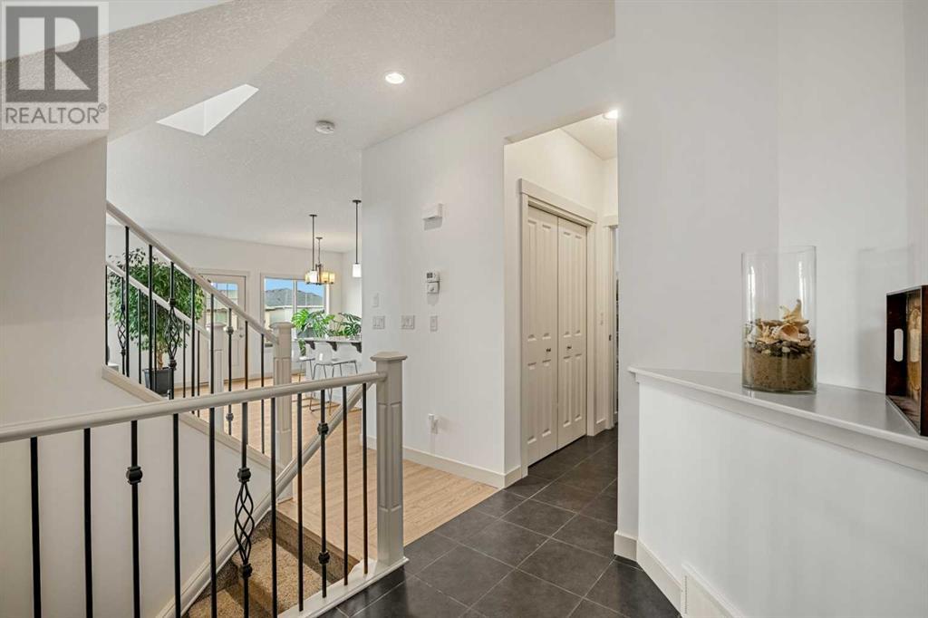 Single Family House for Sale in  Sage Bank Way NW Sage Hill Calgary 