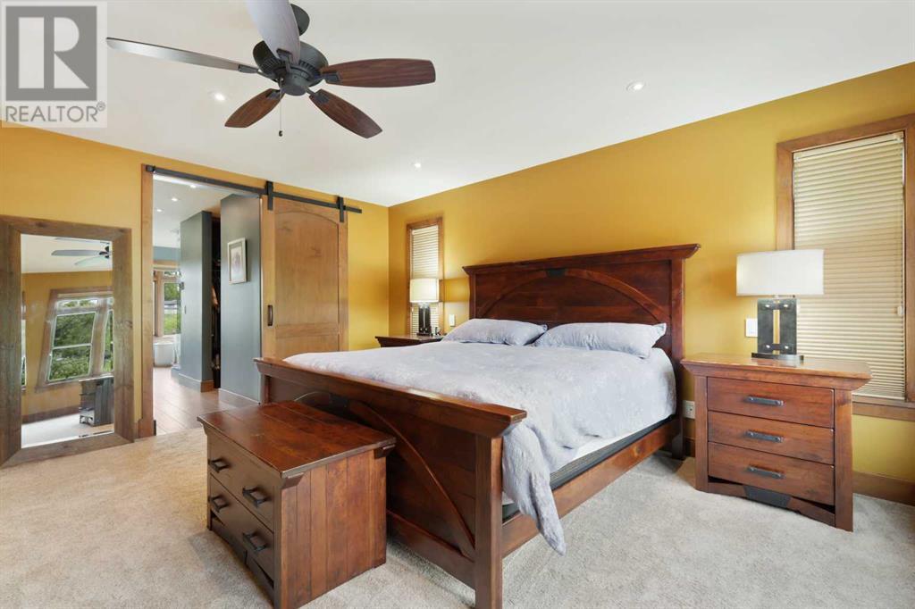 Single Family House for Sale in   Avenue NW Parkdale Calgary 