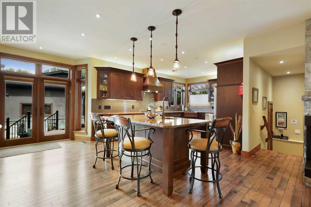 Single Family House for Sale in   Avenue NW Parkdale Calgary 
