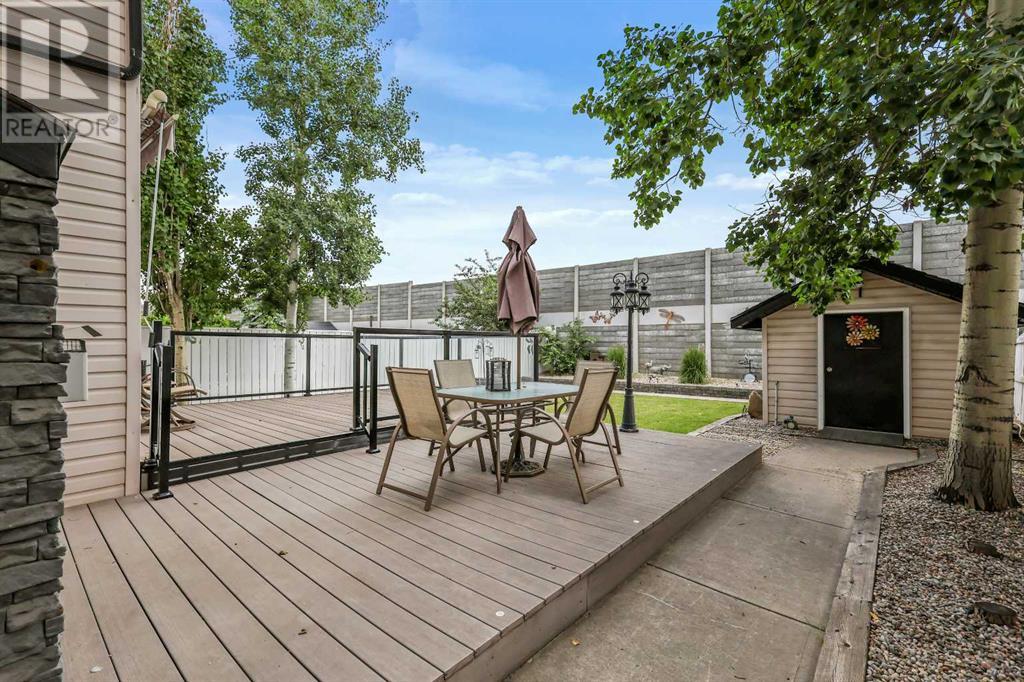 Single Family House for Sale in  Douglas Ridge Circle SE Douglasdale/Glen Calgary 