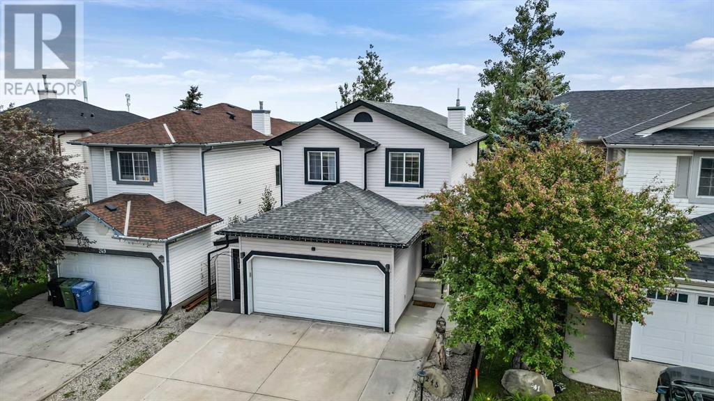 Single Family House for Sale in  Douglas Ridge Circle SE Douglasdale/Glen Calgary 