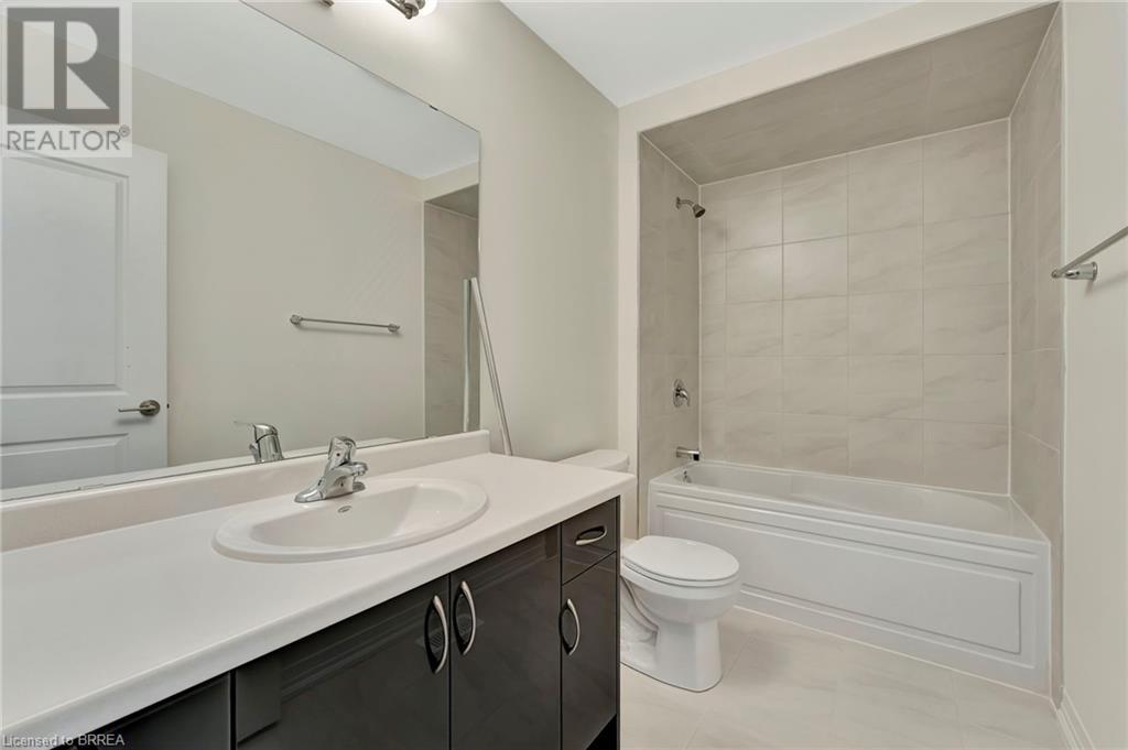 Photo 28 of 6 Jenner Drive, Paris ON