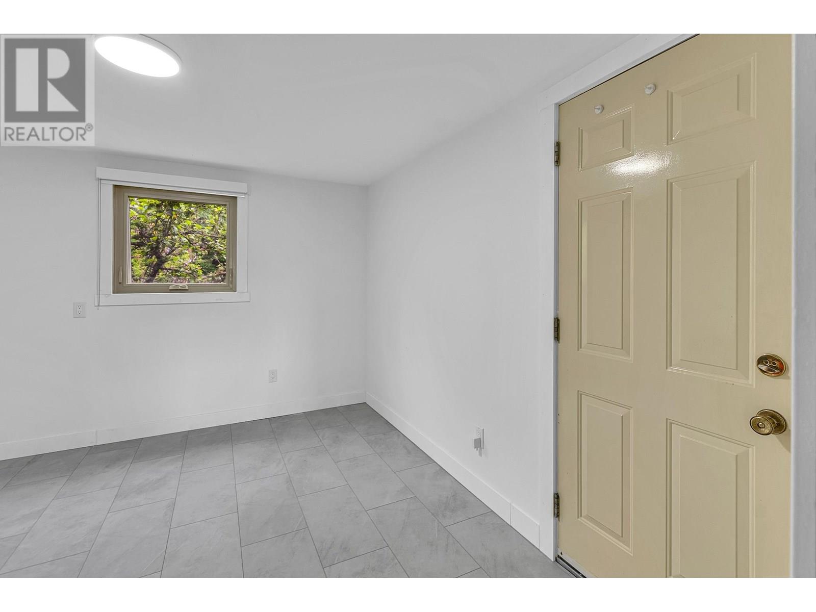 Photo 13 of 2361 Hart Highway, Prince George BC