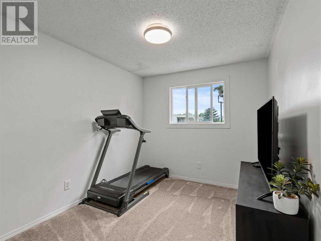 Single Family House for Sale in   Lynnview Road SE Ogden Calgary 