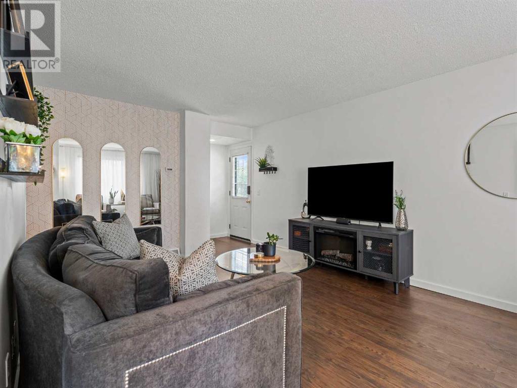 Single Family House for Sale in   Lynnview Road SE Ogden Calgary 