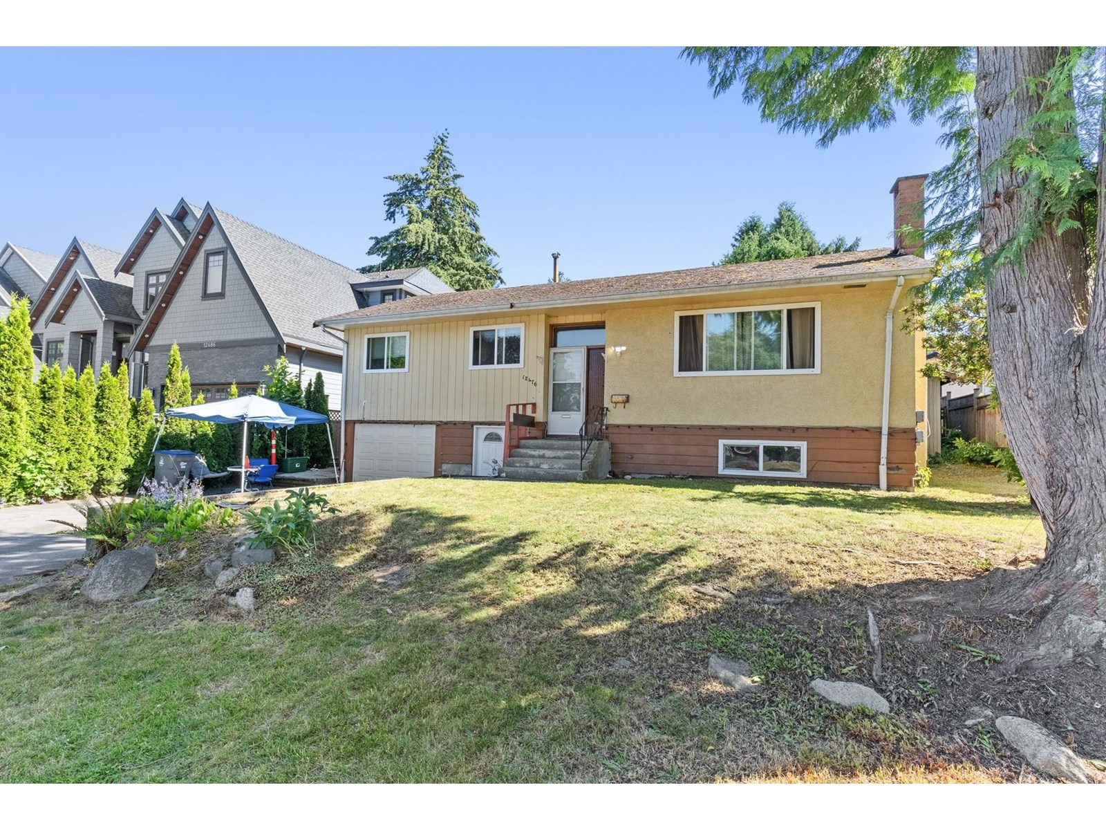 Photo 4 of 12476 99 Avenue, Surrey BC