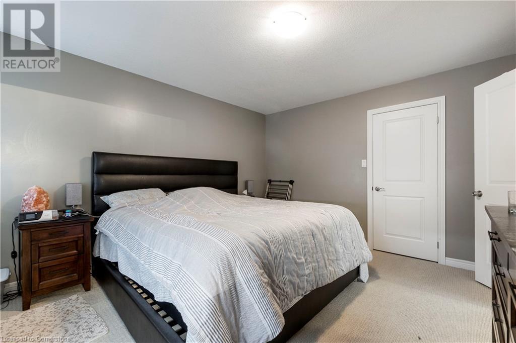 Photo 16 of 8 Lakelawn Road Unit 54, Grimsby ON