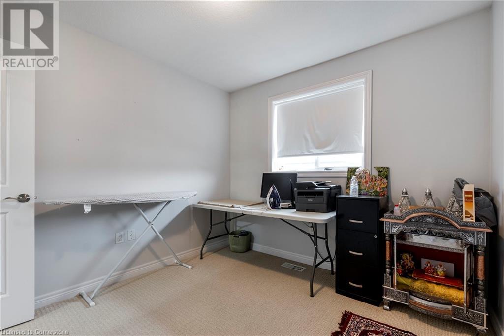 Photo 22 of 8 Lakelawn Road Unit 54, Grimsby ON