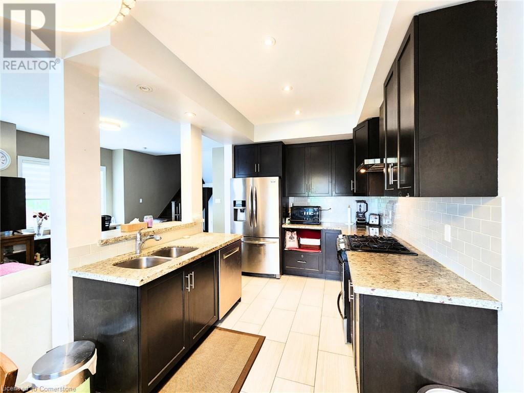 Photo 9 of 8 Lakelawn Road Unit 54, Grimsby ON