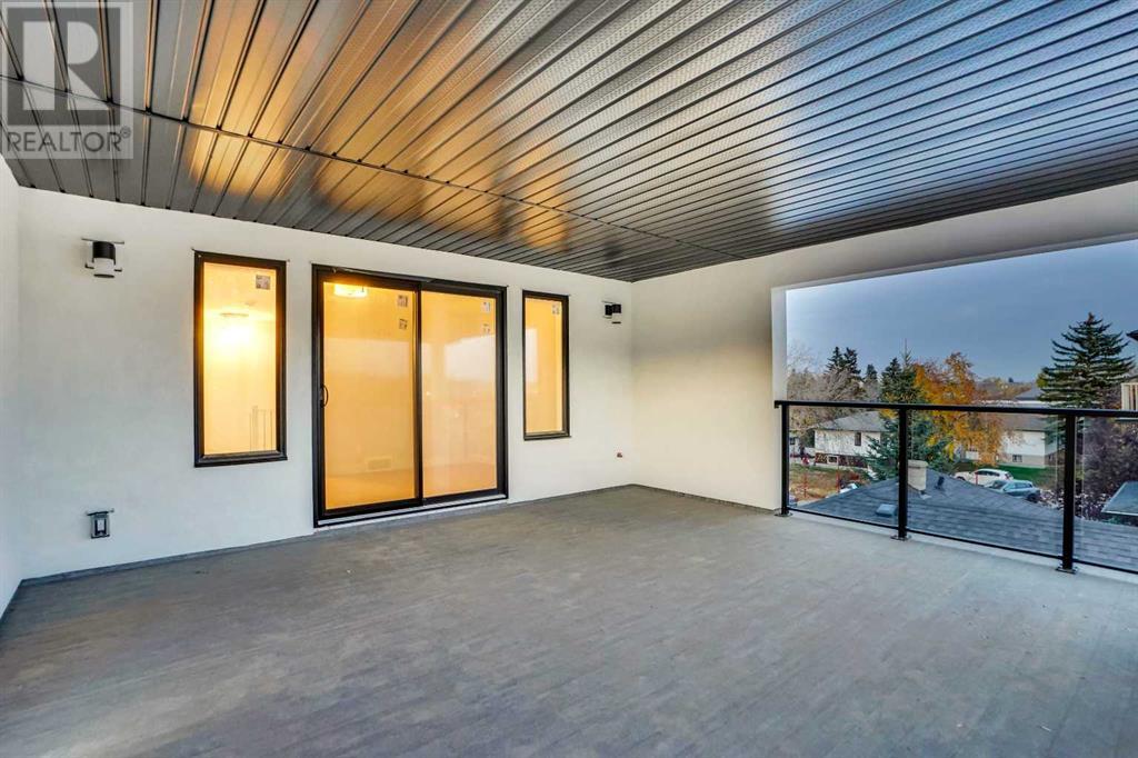Single Family House for Sale in    Avenue NW West Hillhurst Calgary 