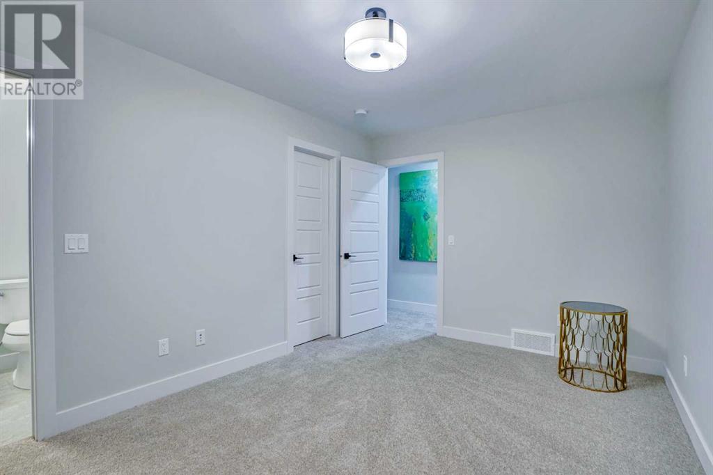 Single Family House for Sale in    Avenue NW West Hillhurst Calgary 