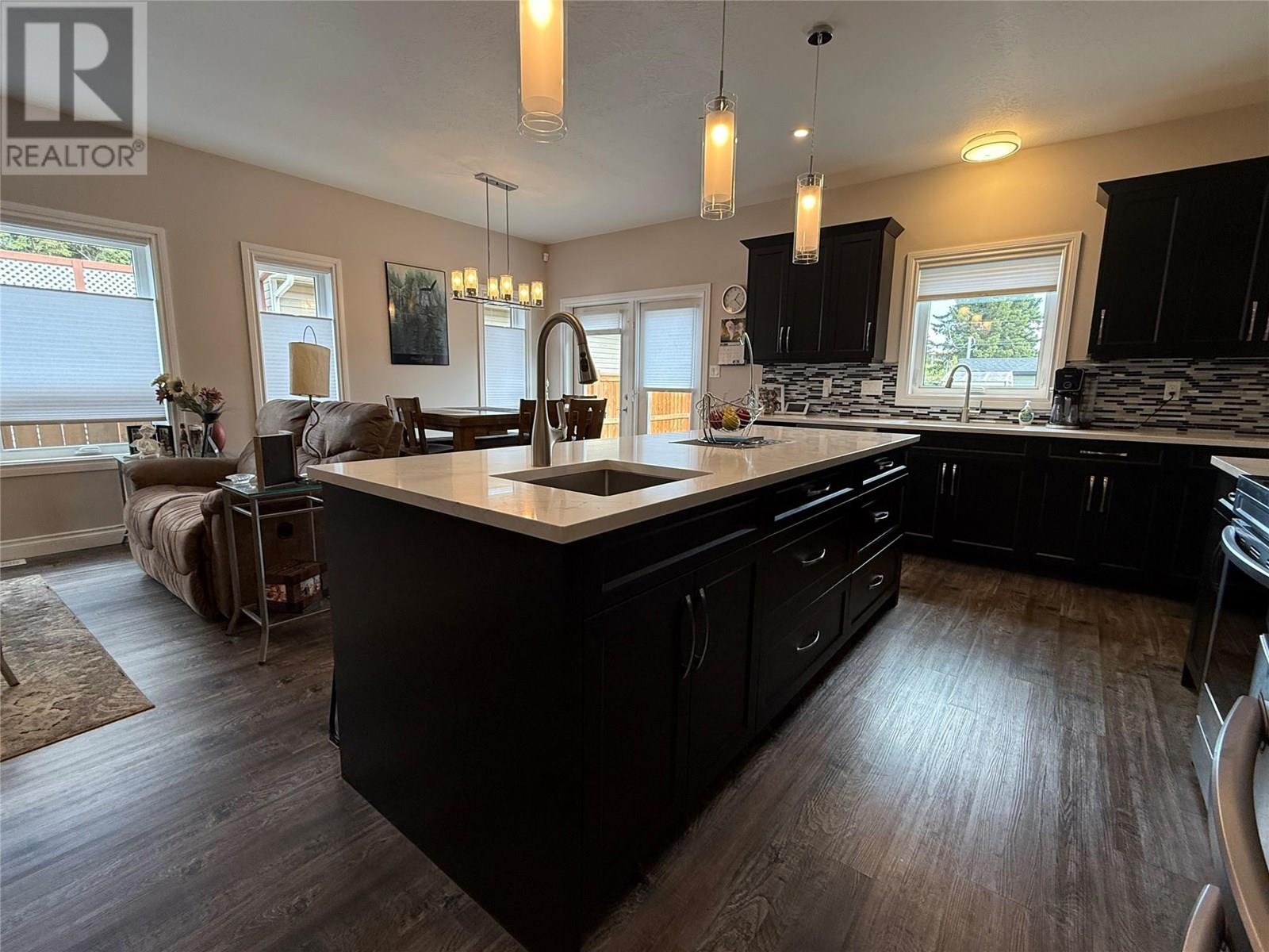 10224 18 Street, Dawson Creek