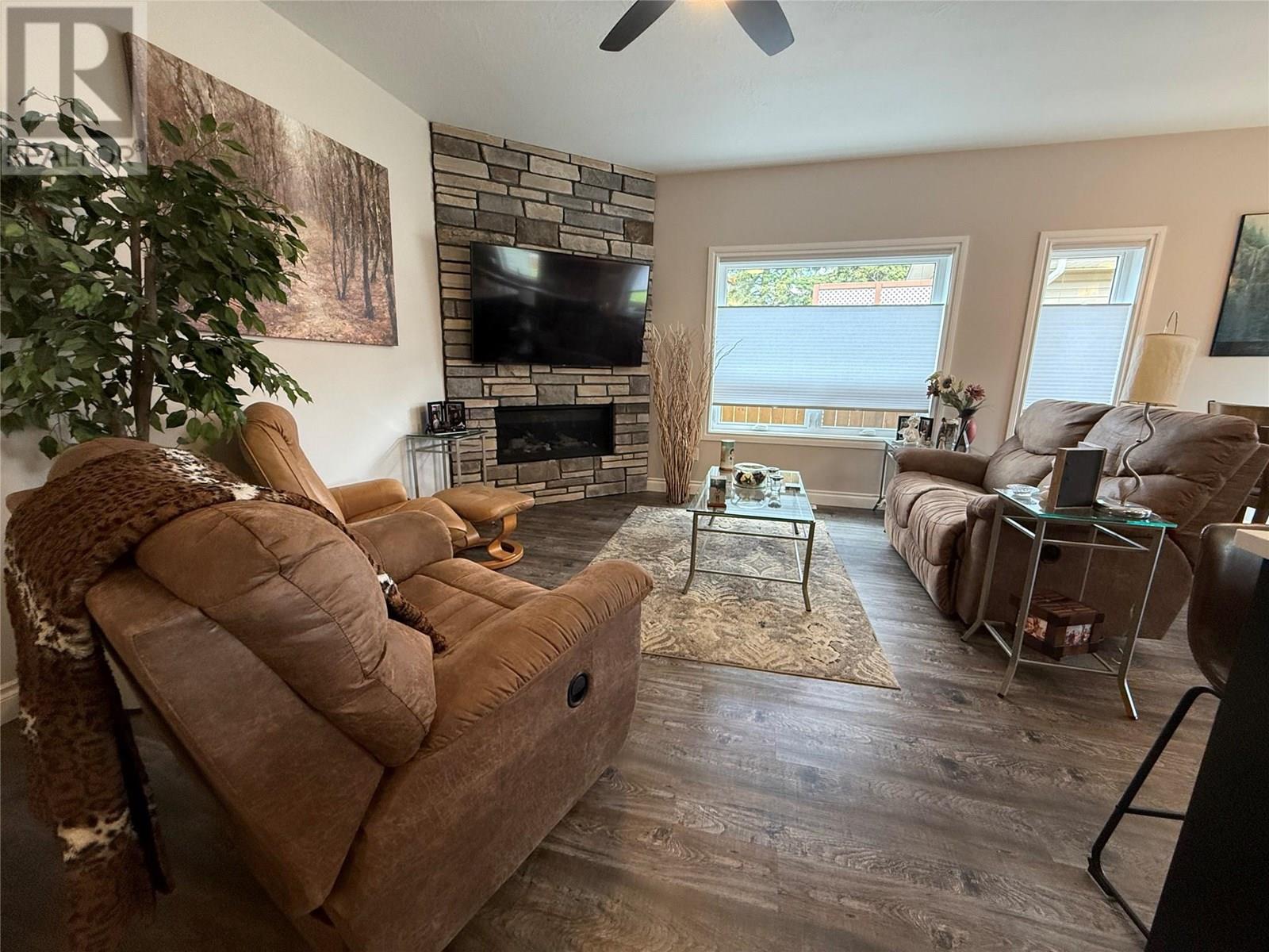 10224 18 Street, Dawson Creek
