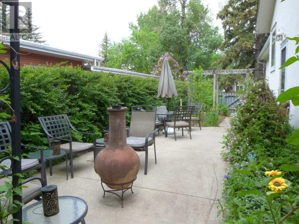 Single Family House Bungalow for Sale in   Street SW Rideau Park Calgary 