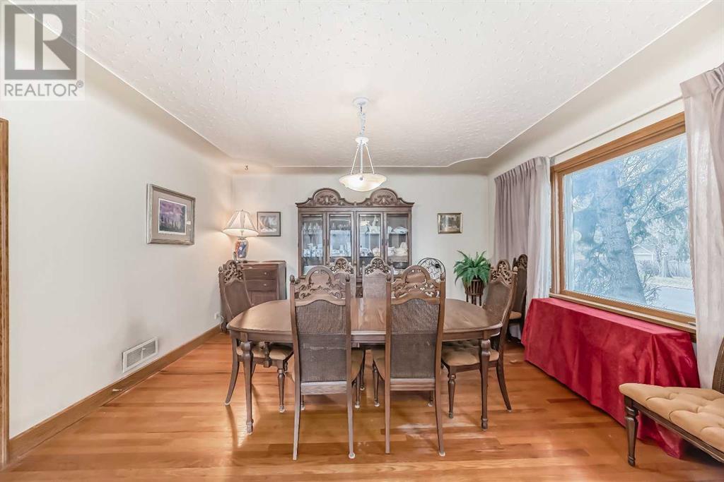 Single Family House Bungalow for Sale in   Street SW Rideau Park Calgary 