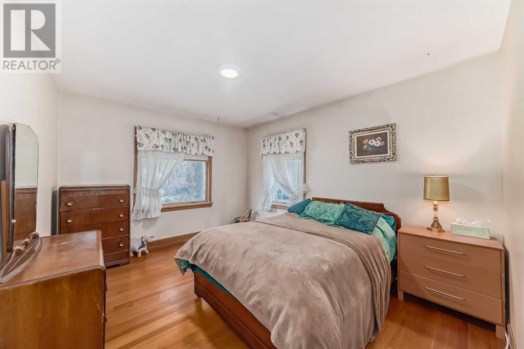 Single Family House Bungalow for Sale in   Street SW Rideau Park Calgary 