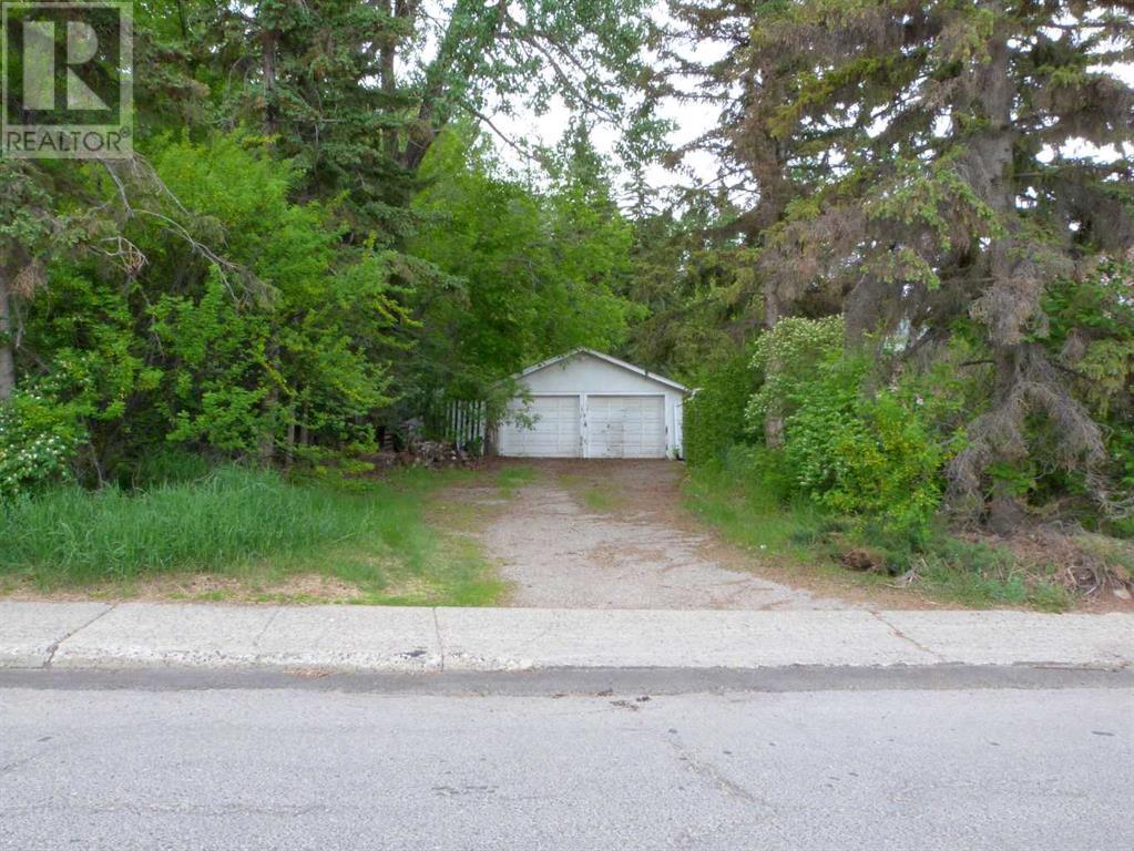 Single Family House Bungalow for Sale in   Street SW Rideau Park Calgary 
