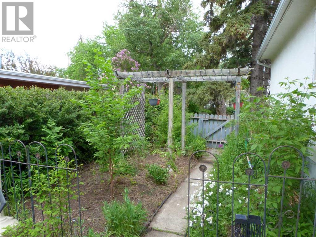 Single Family House Bungalow for Sale in   Street SW Rideau Park Calgary 