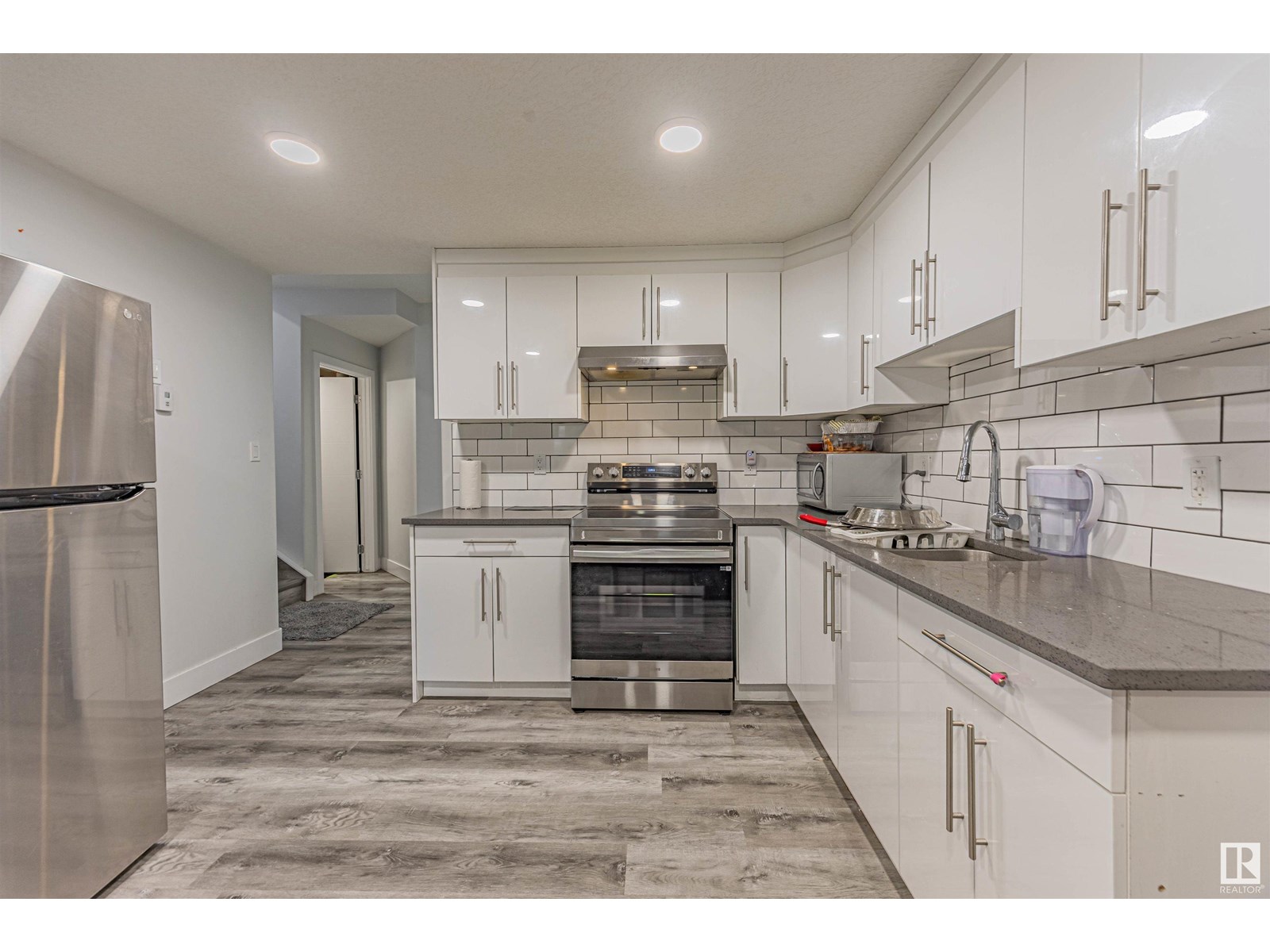 Photo 25 of 8110 174 A Av Nw Nw, Edmonton AB