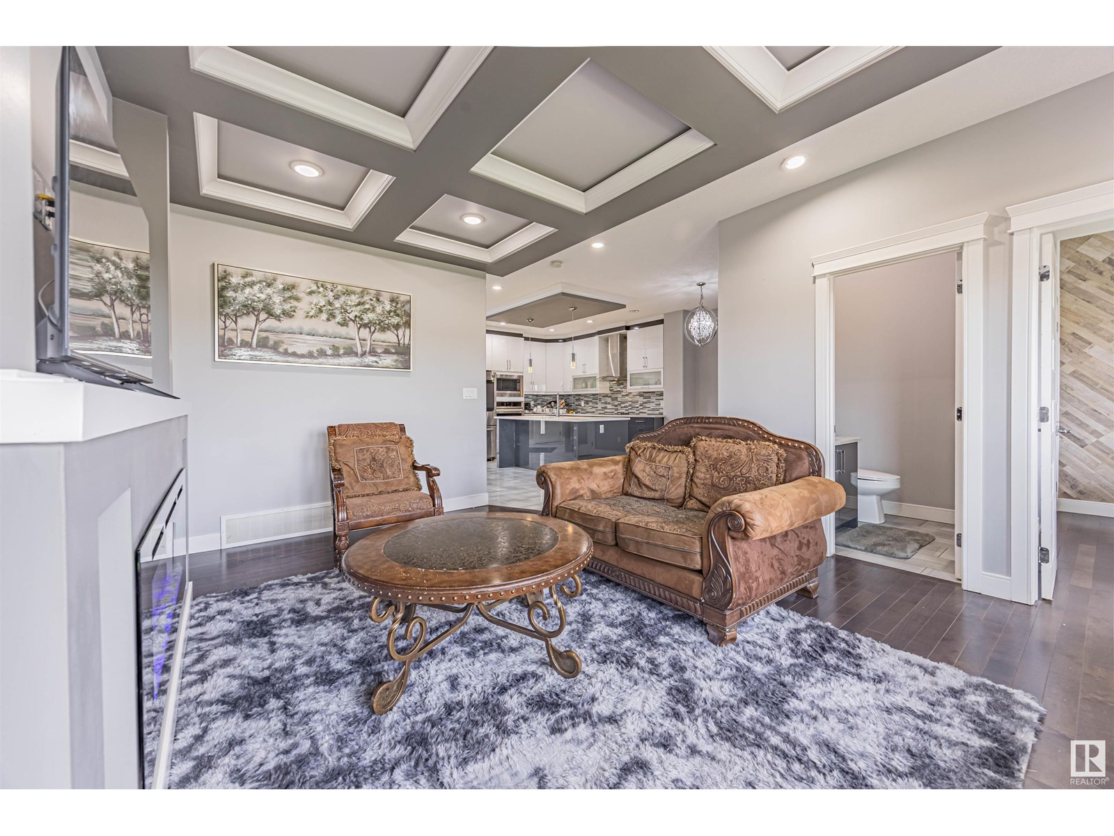 Photo 9 of 8110 174 A Av Nw Nw, Edmonton AB