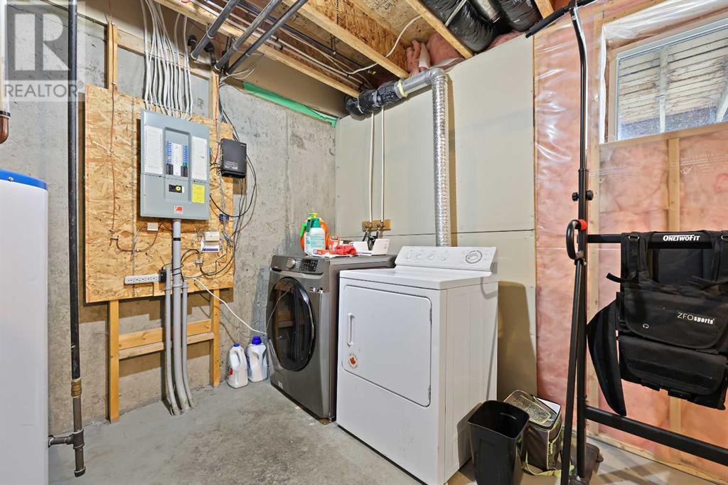 Single Family House 4 Level for Sale in  Rocky Ridge Court NW Rocky Ridge Calgary 