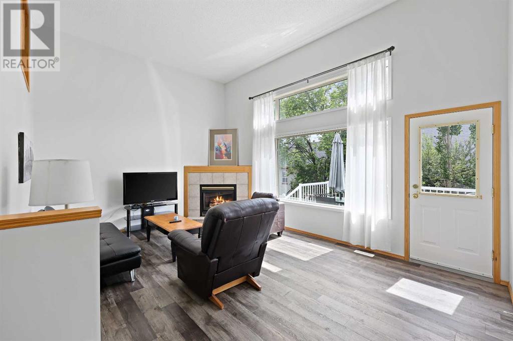 Single Family House 4 Level for Sale in  Rocky Ridge Court NW Rocky Ridge Calgary 